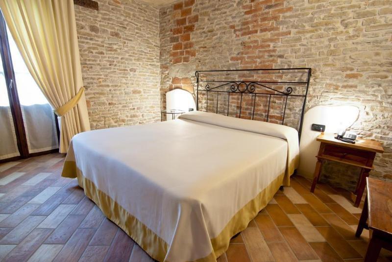Relais Montemarino Otel Borgomale Dış mekan fotoğraf